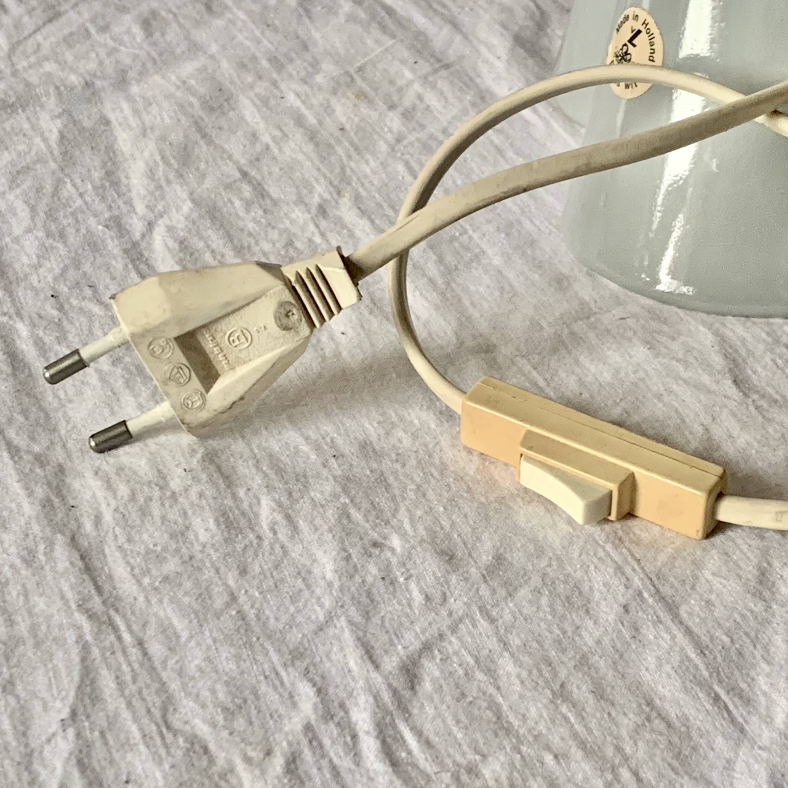 Vintage ceramic "hands" lamp - Wit Delfts - Made in Holland