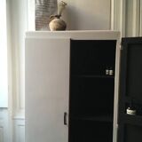 Vintage wardrobe 60'feet compass