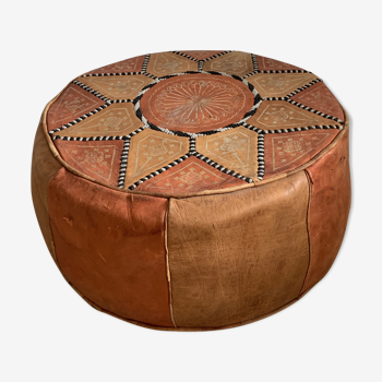 Vintage moroccan leather pouf