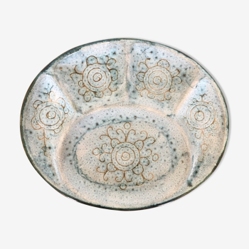 Plate of the ceramist Danuta Le Hénaff