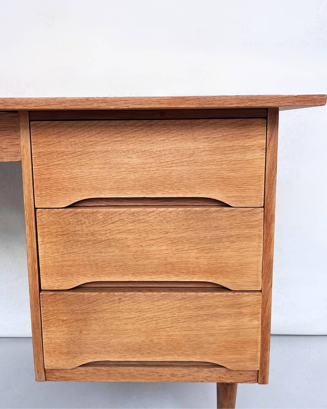 Oak desk
