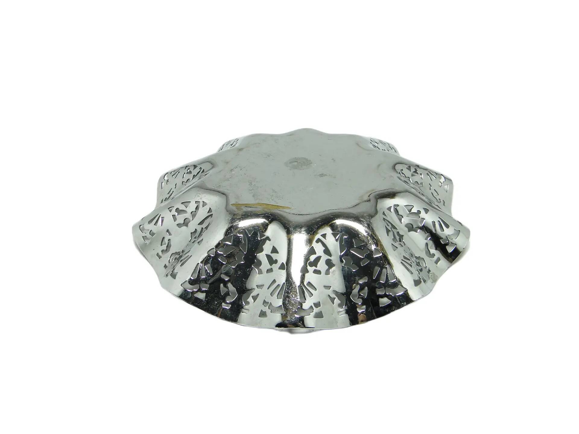 Art Deco openwork bowl, chrome-plated brass, Germany, 1950s.