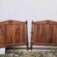 Lit Directoire époque XIXe à colonnes détachées, frontons et bobèches