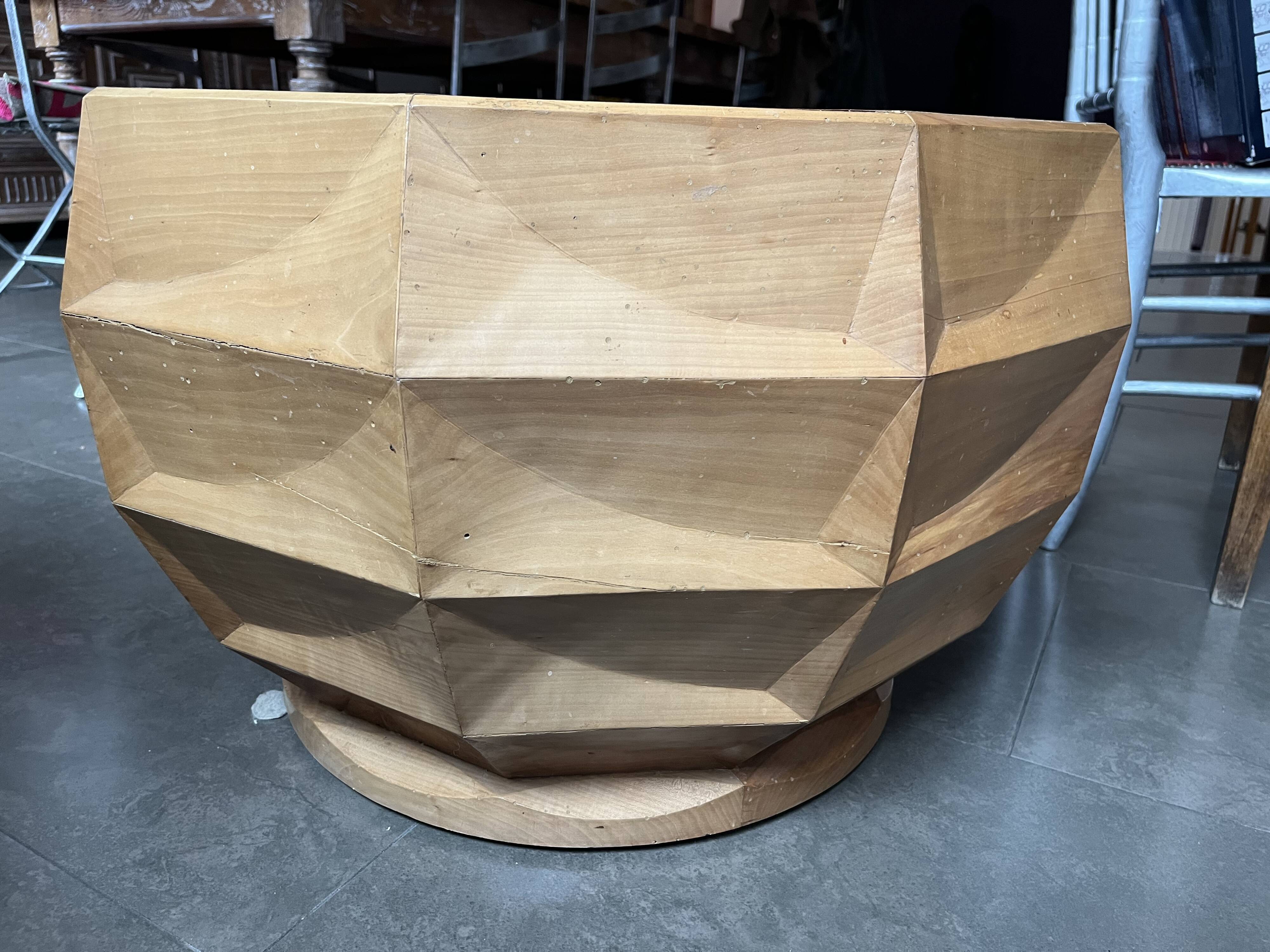 Unique model coffee table Vincent Gonzalez