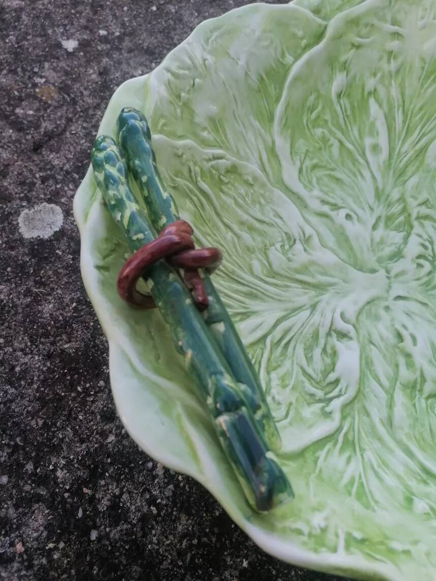 Set of 3 vintage asparagus and cabbage leaves slip dishes made in Italy