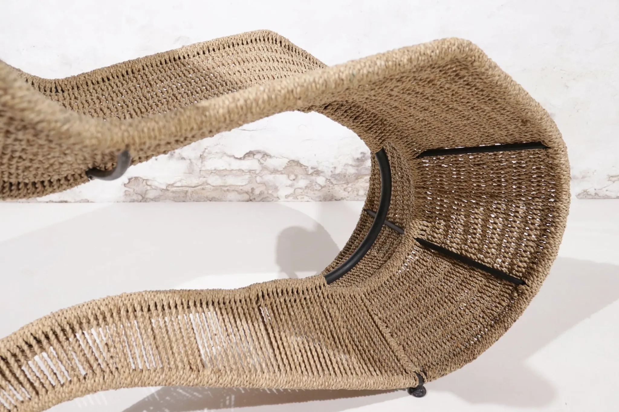 Tom Dixon Bolide rocking chaise in steel and woven seagrass – London, 1991