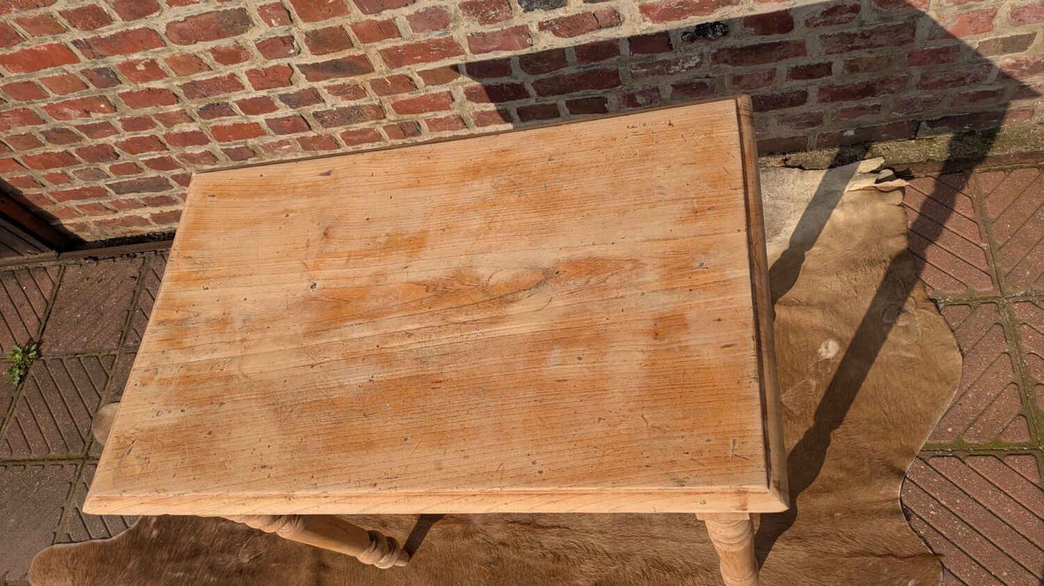 Bistro table