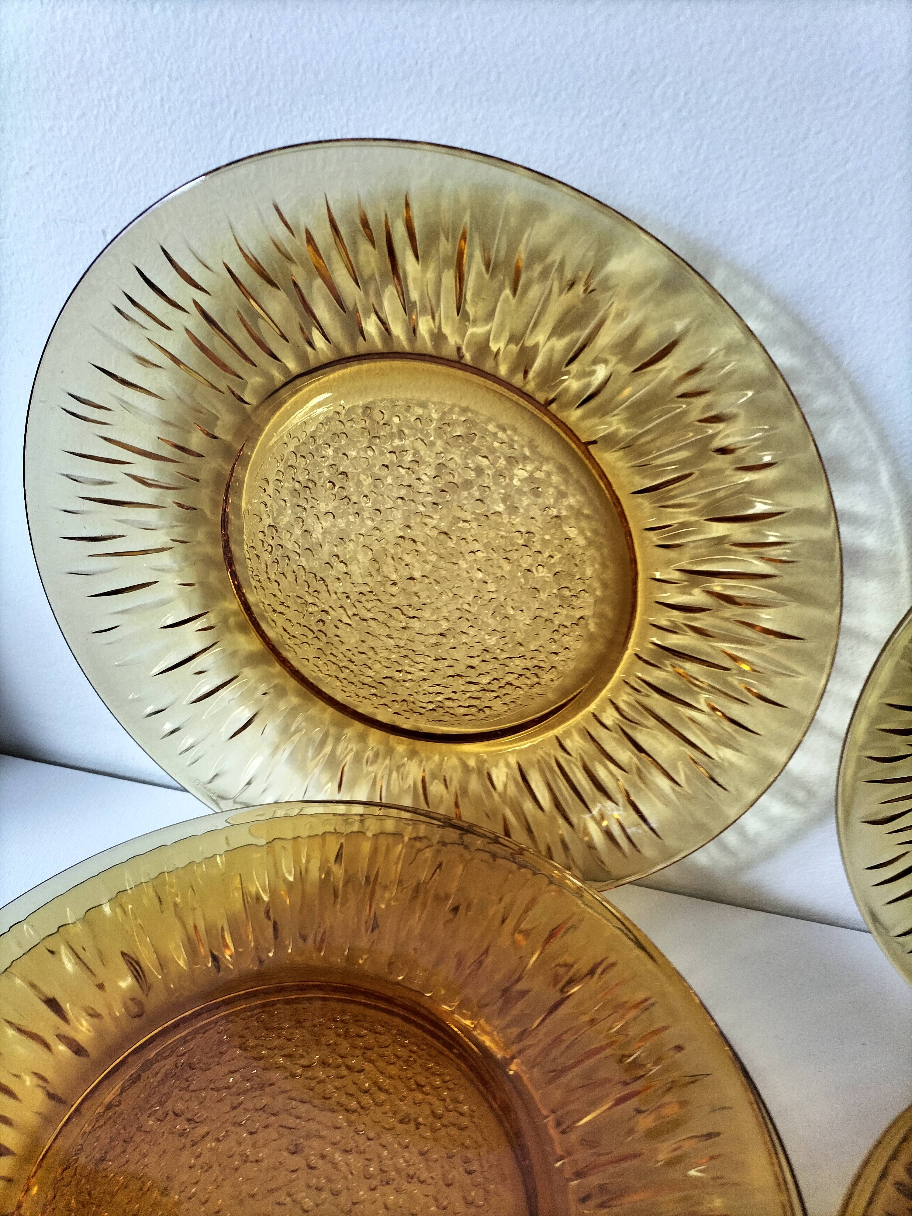 Vereco Sunflower amber plates – 8 vintage pieces (4 dinner plates, 4 dessert plates)