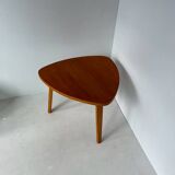 Vintage "bowwood" table in light wood