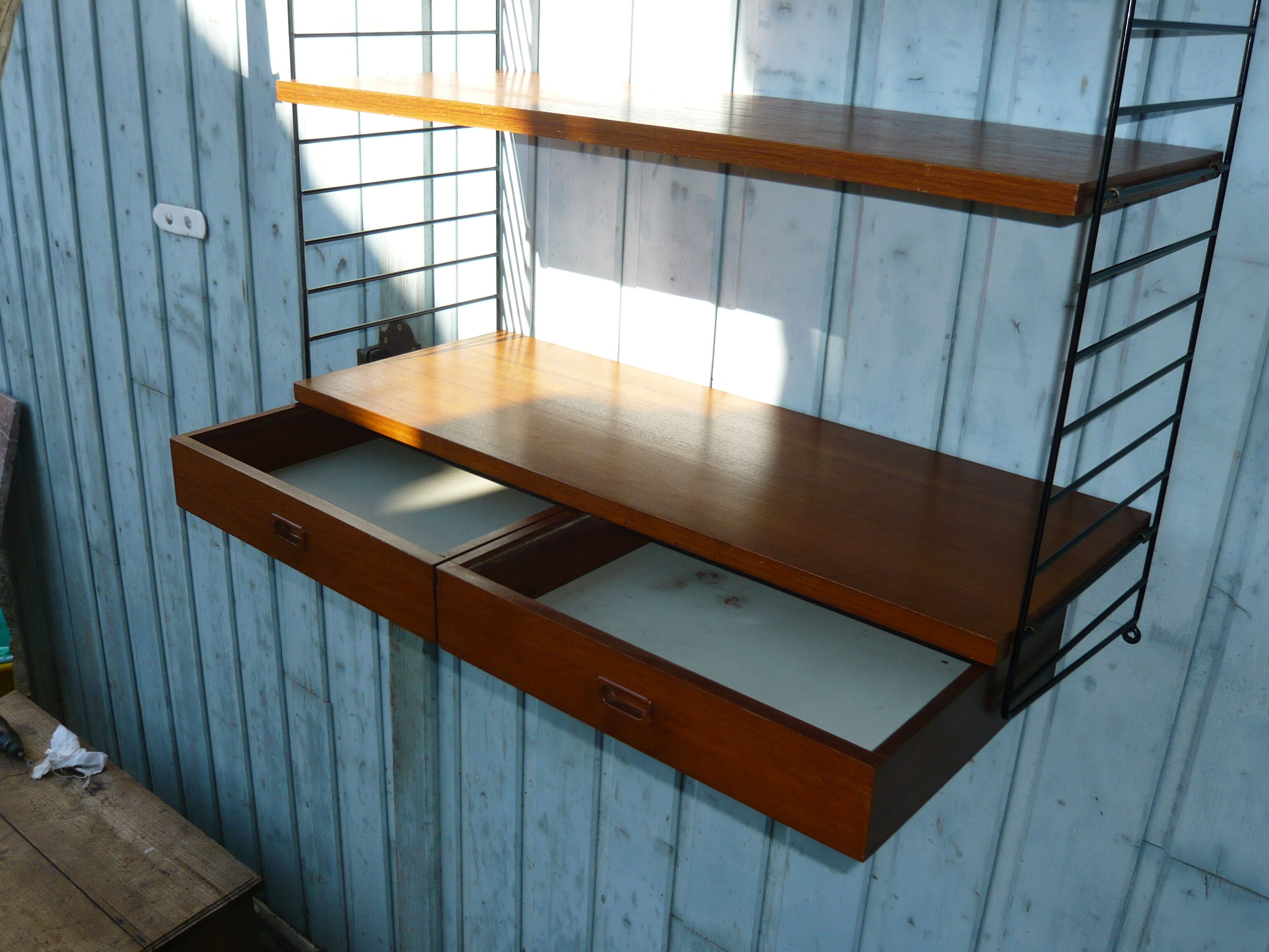 Scandinavian tomado string