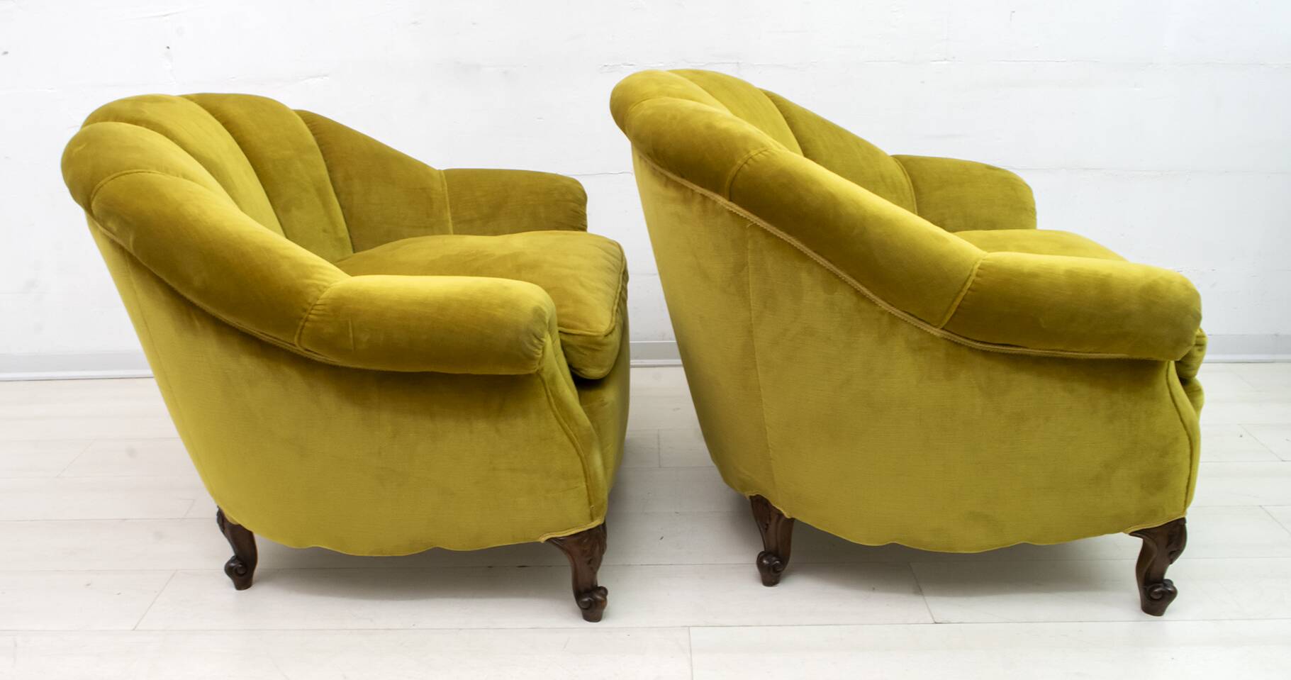 Pair of Mid-Century Modern Italian Velvet Armchairs, 1950s