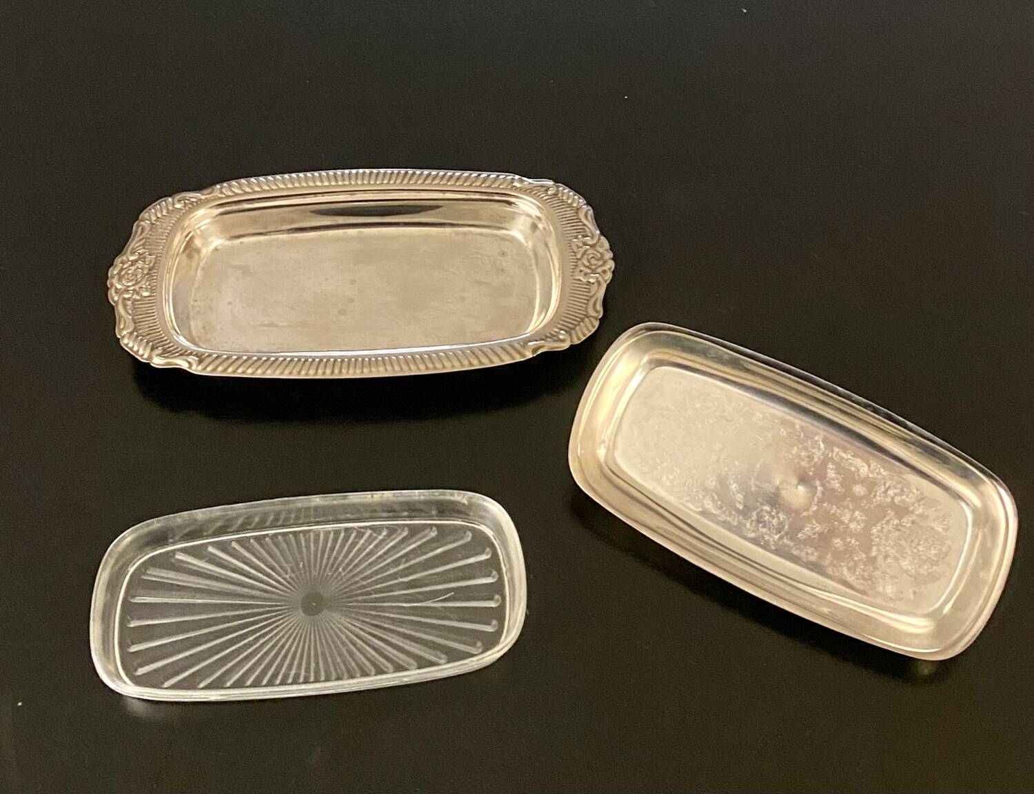 1 stainless steel butter dish and its cup