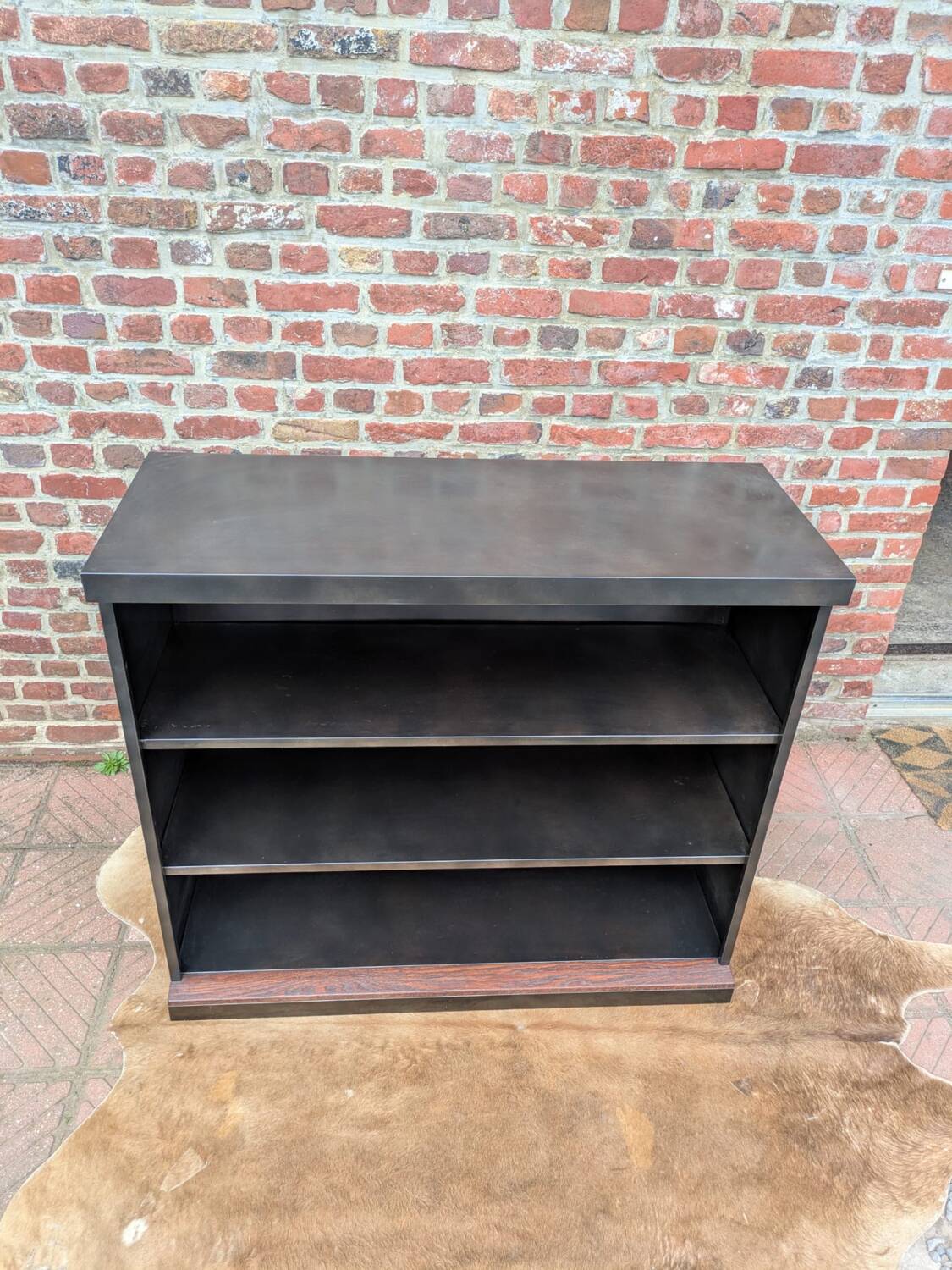Industrial shelf