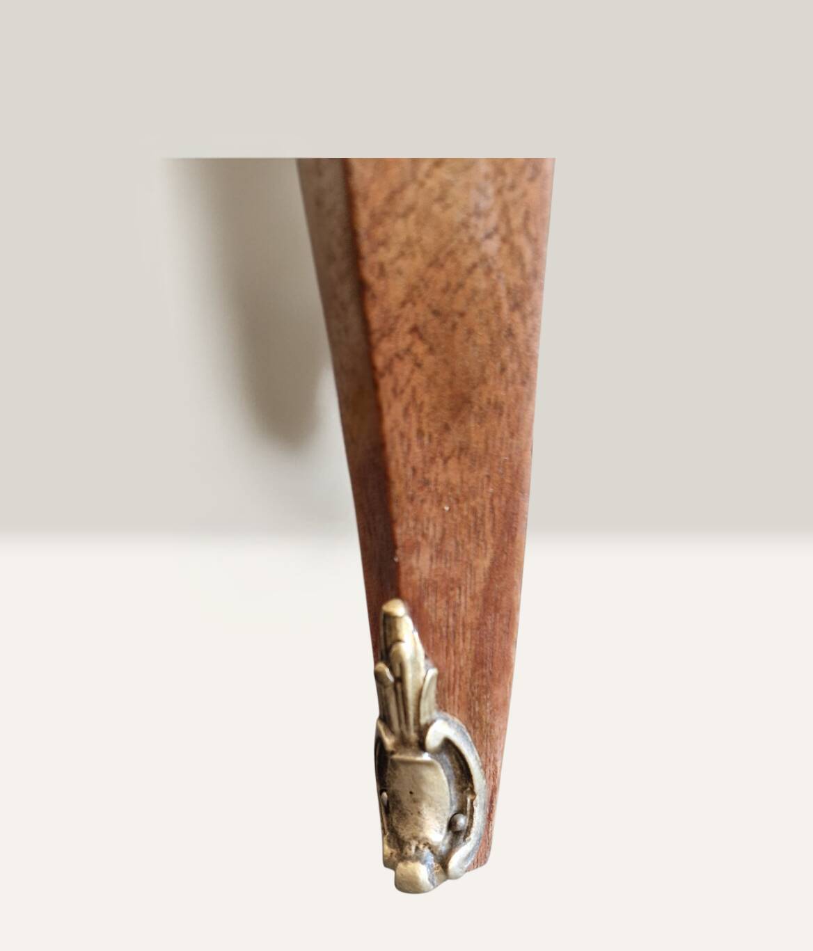 Bibus marquetry in rosewood, Transition style - Mid 20th century