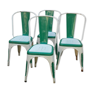 quatre chaises anciennes