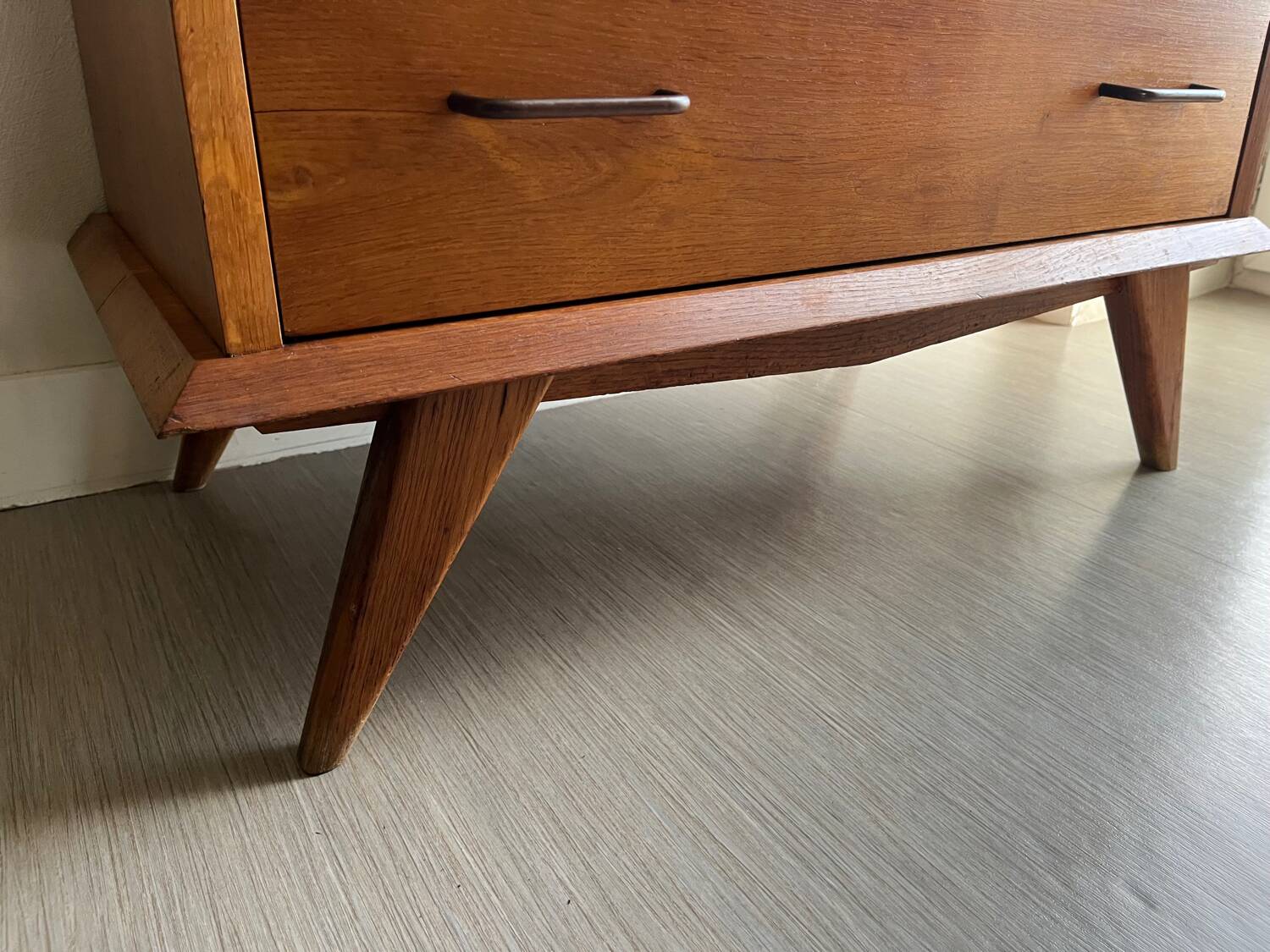 Vintage chest of drawers with splayed legs