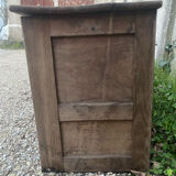 Solid wood drawer cabinet