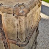 Travel trunk