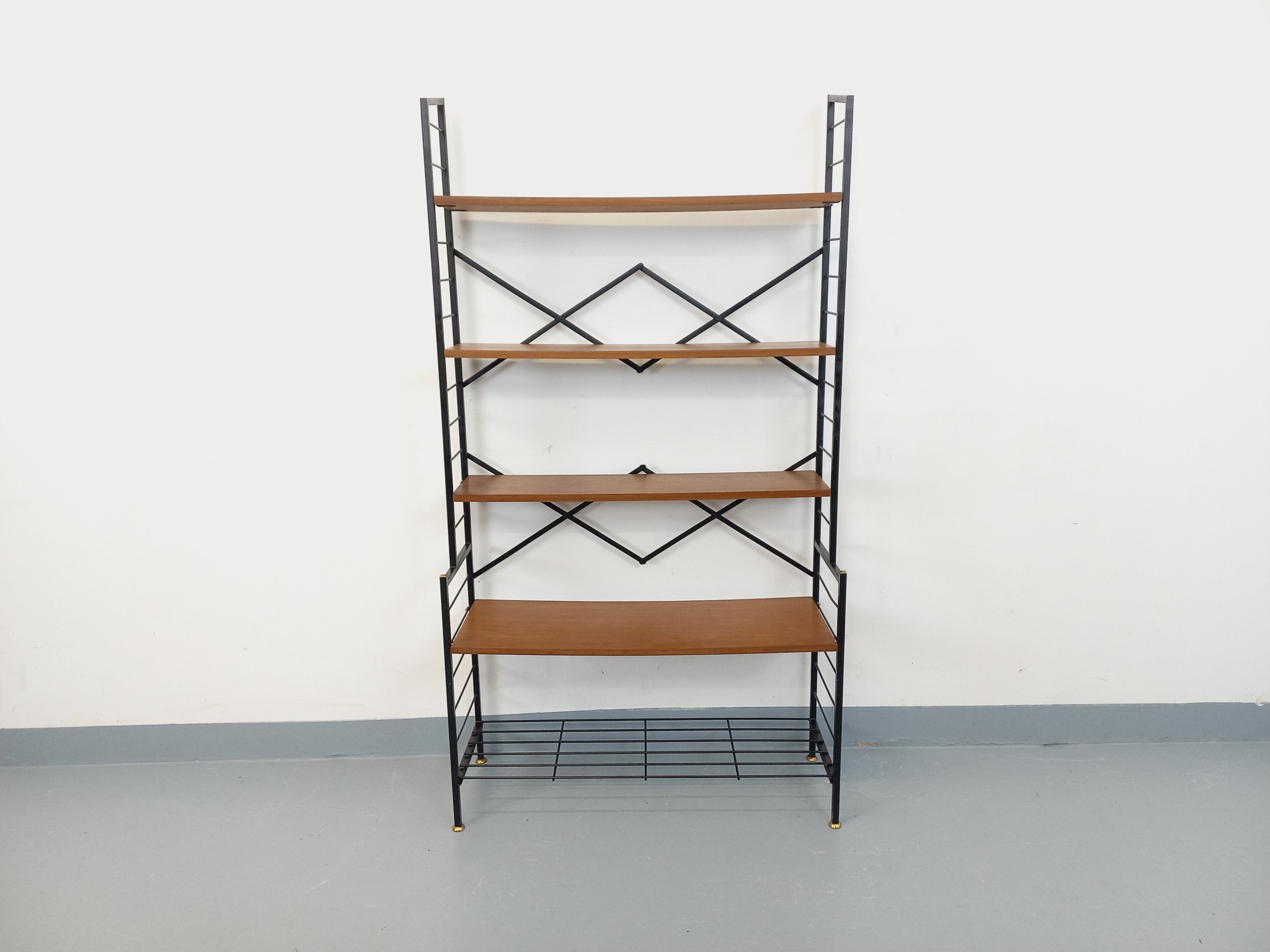 Vintage Italian bookshelf in teak and metal from the 1960s.