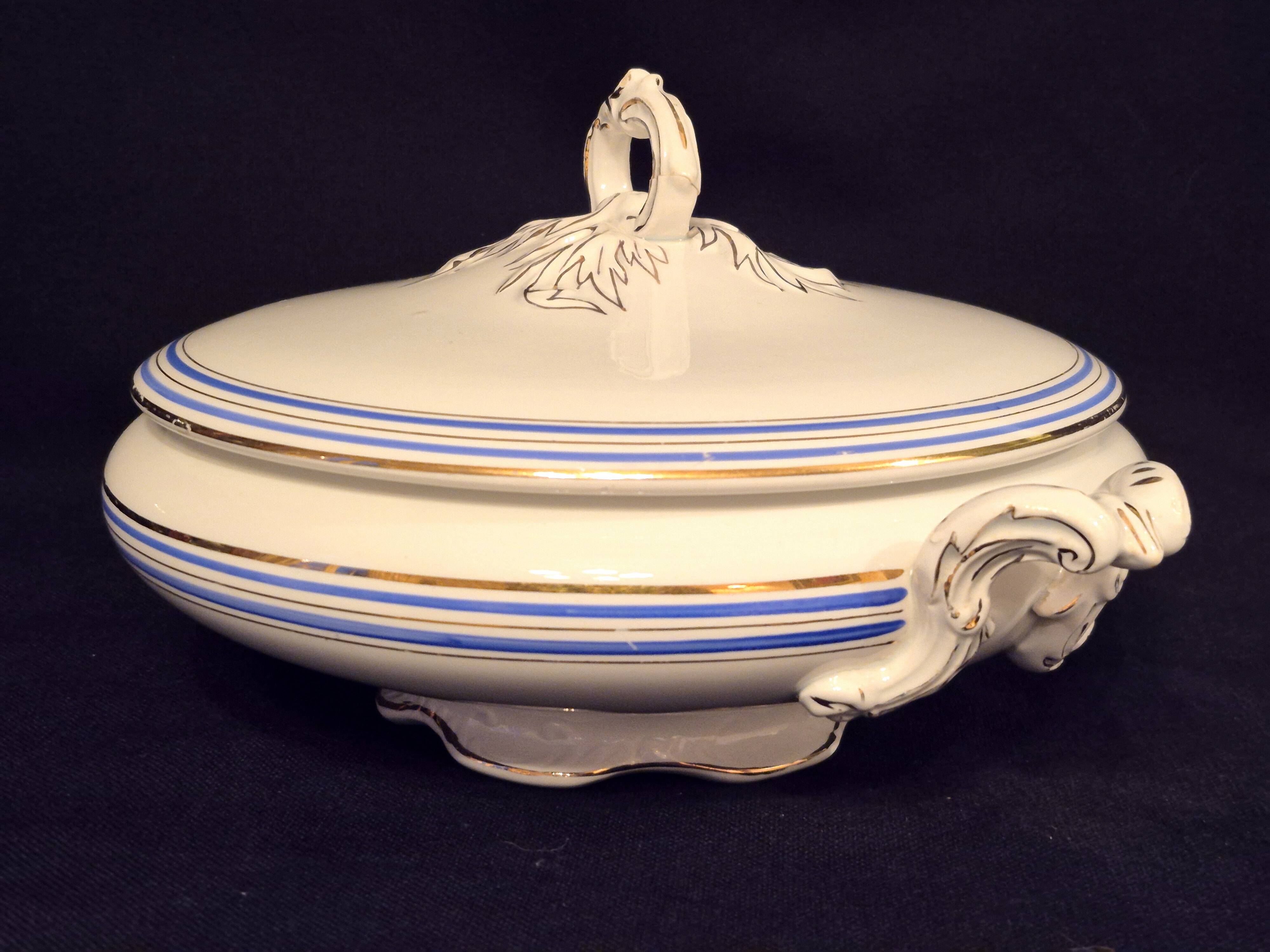 Vegetable dish or soup tureen in Onnaing earthenware A524