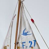 Voilier de bassin Giraud Sauveur F27 série VP40
