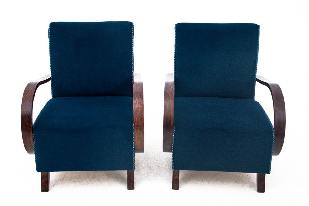 Pair of armchairs by Jindřich Halabala, 1940s