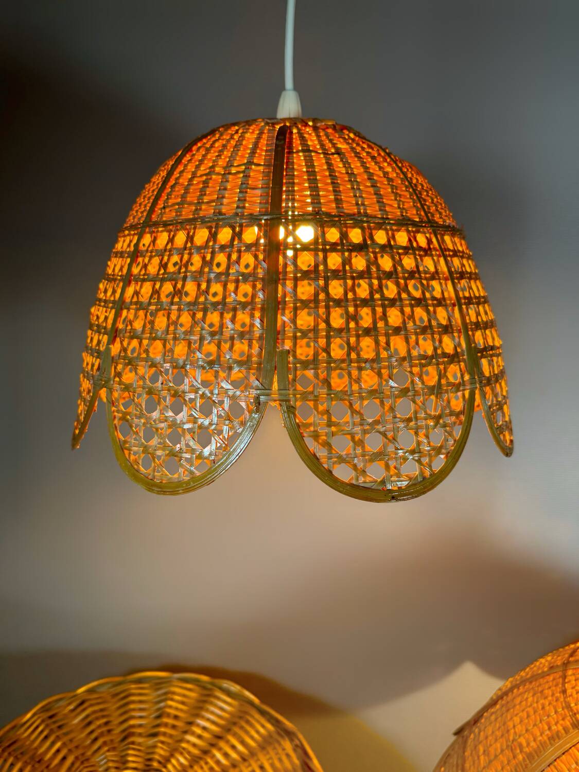 60s rattan flower chandelier