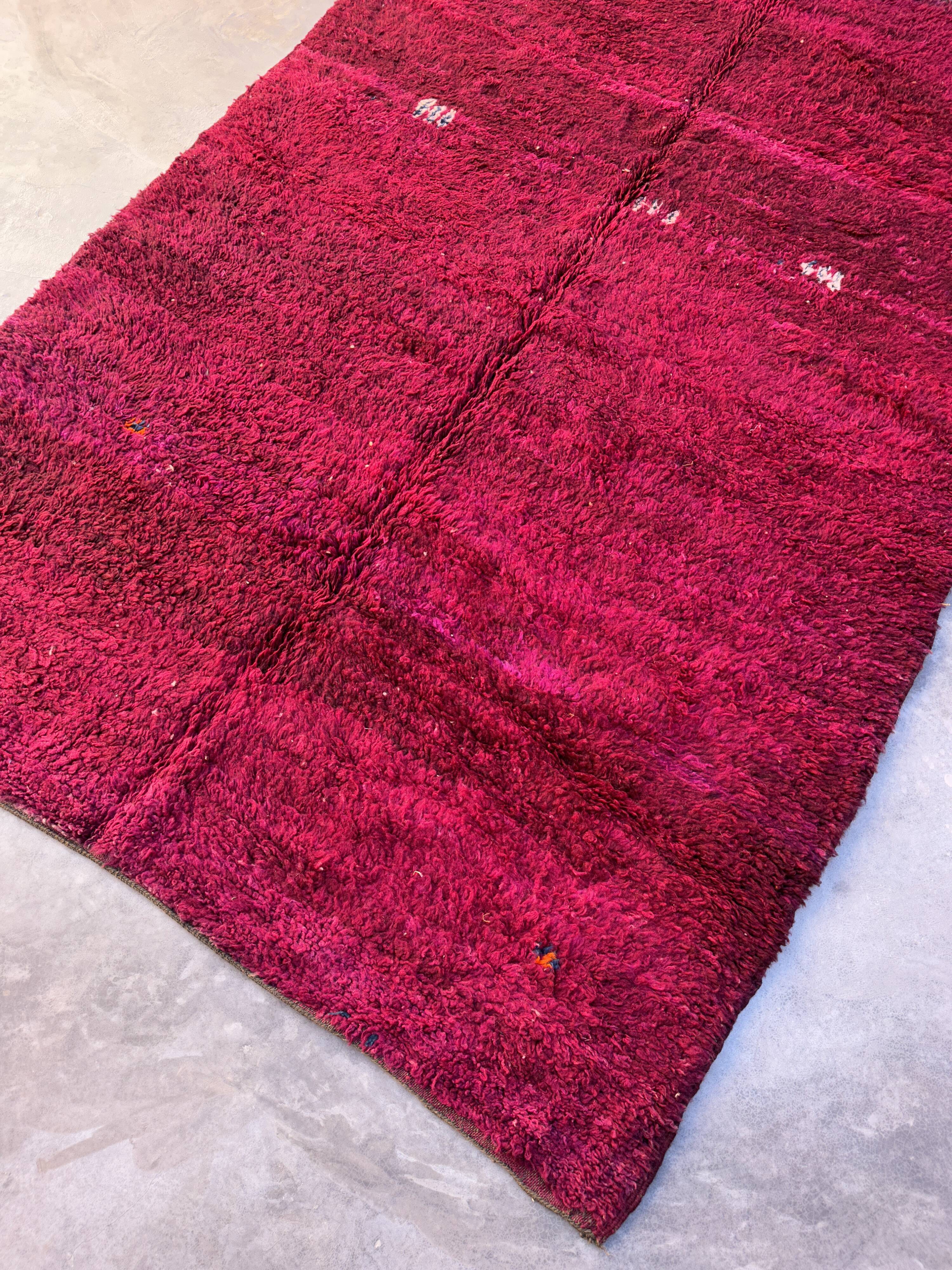 Moroccan rug Beni M'Guild purple - 258 x 174 cm