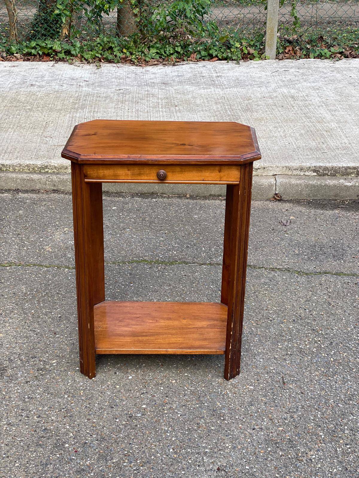 Étagère art déco 1960 en bois massif avec tiroir