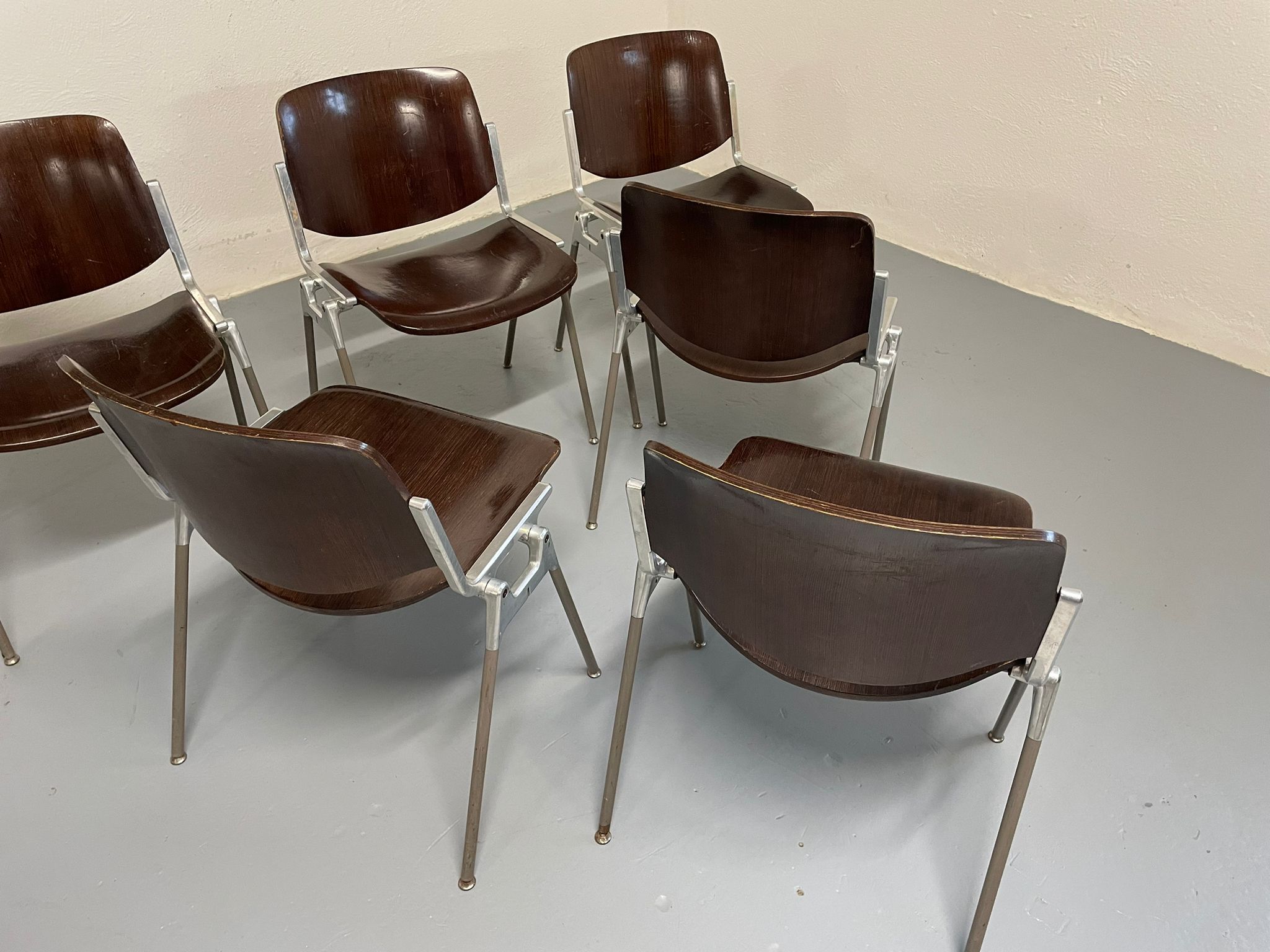 Set of 6 DSC106 dining chairs by Giancarlo Piretti for Castelli