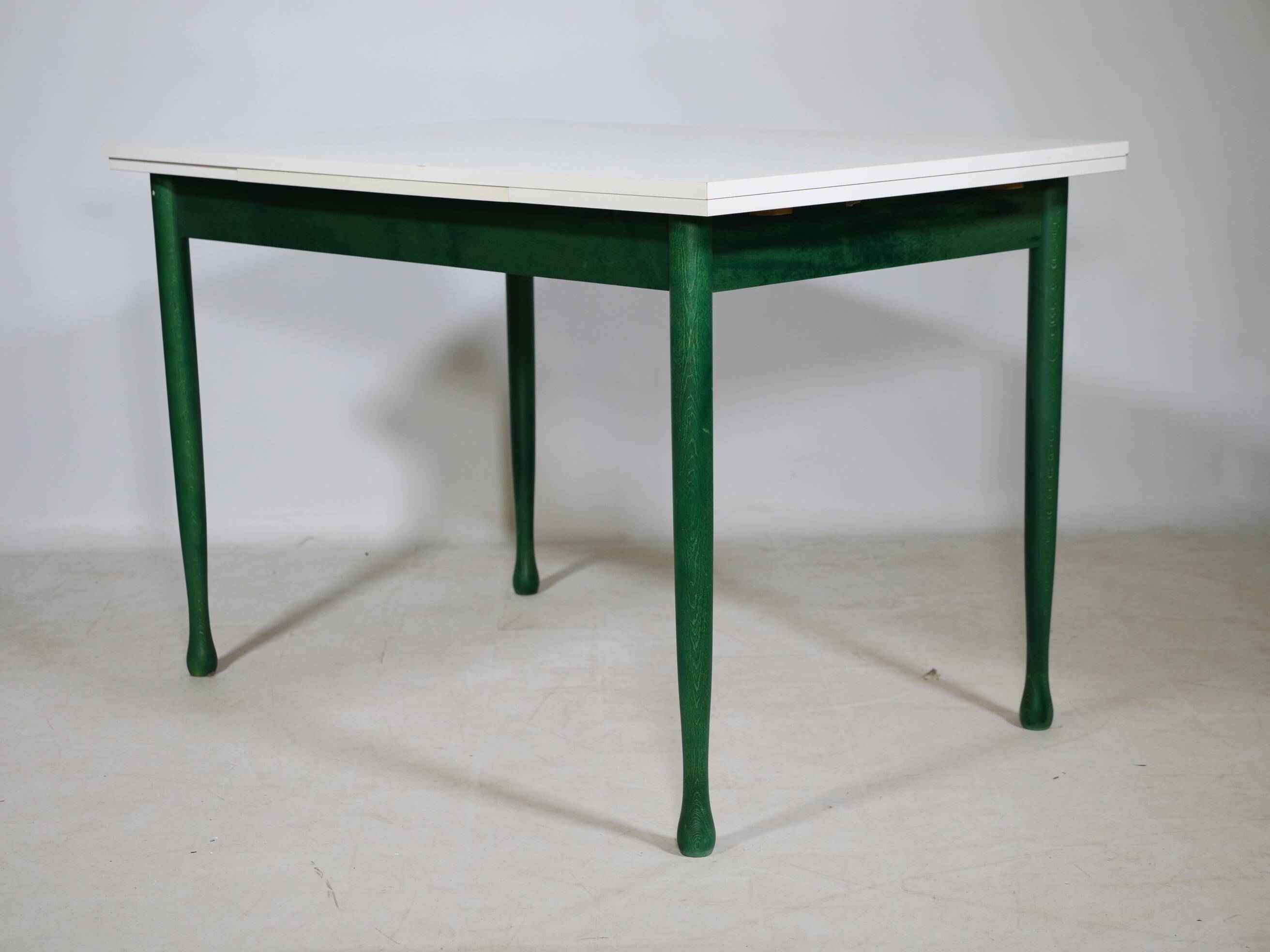 Extendable mid-century vintage dining table from Italy, 1970s