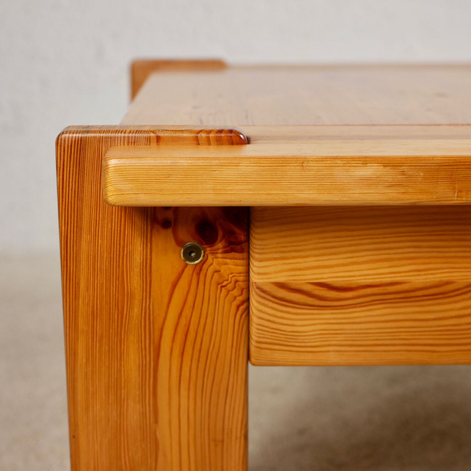 Brutalist coffee table Maison Regain