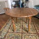 Table ronde en bois