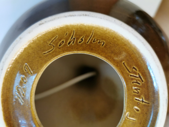 Wild lamp from Danish Søholm ceramics, in beautiful golden brown glaze. Danish Design