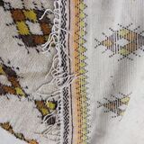 Moroccan berber carpet 137x92cm