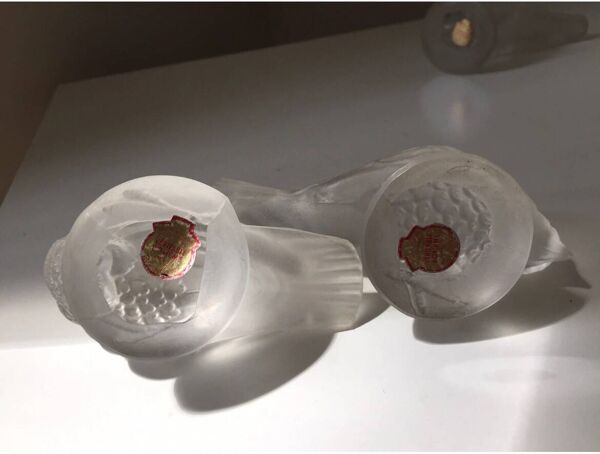 Sculpture oiseaux Art déco en verre moulé de Bohème