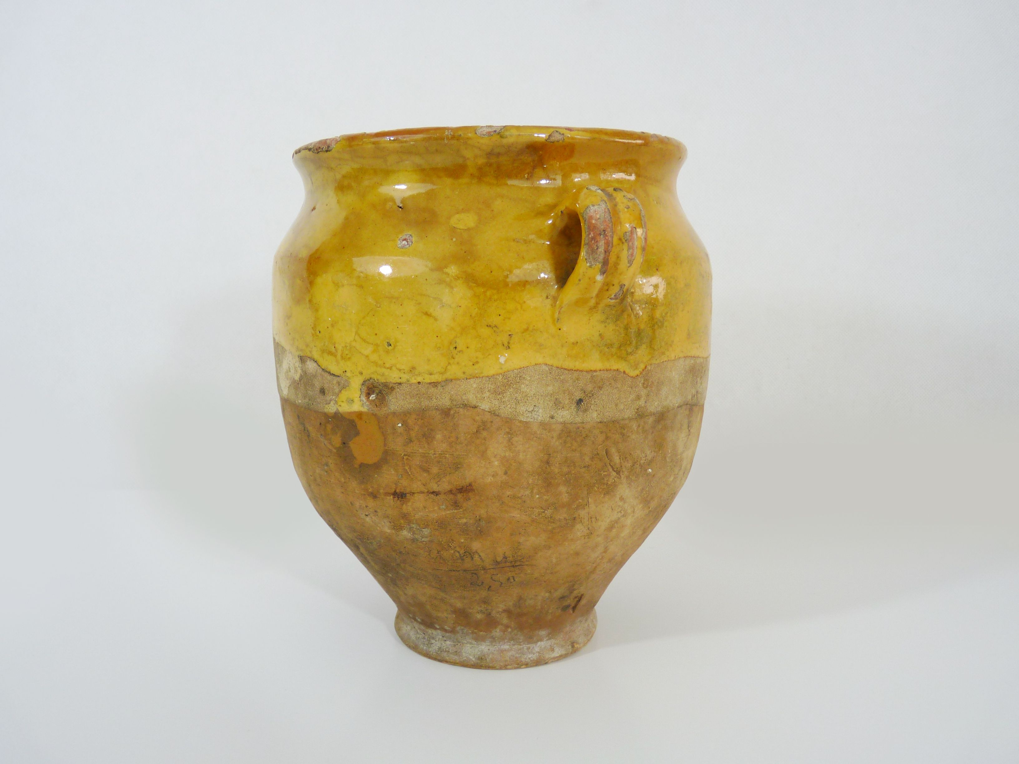 Glazed yellow confit pot, south west of France. Pyrenees XIXth