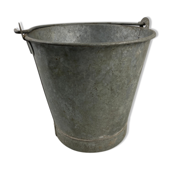 Galvanized steel bucket 27cm
