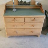 Old Pichpin chest of drawers