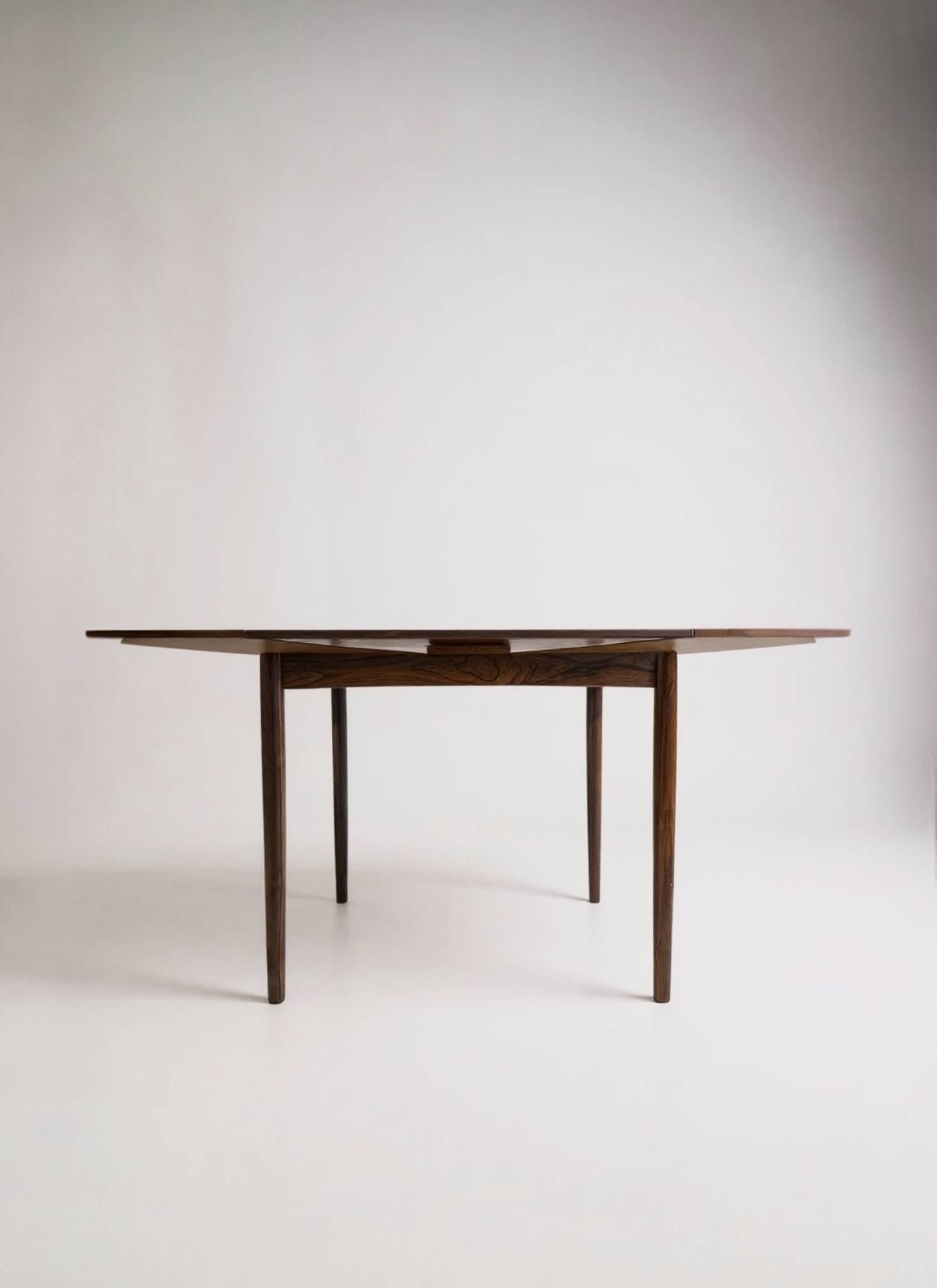 Table à manger carrée extensible scandinave - Poul Hundevad - 1960