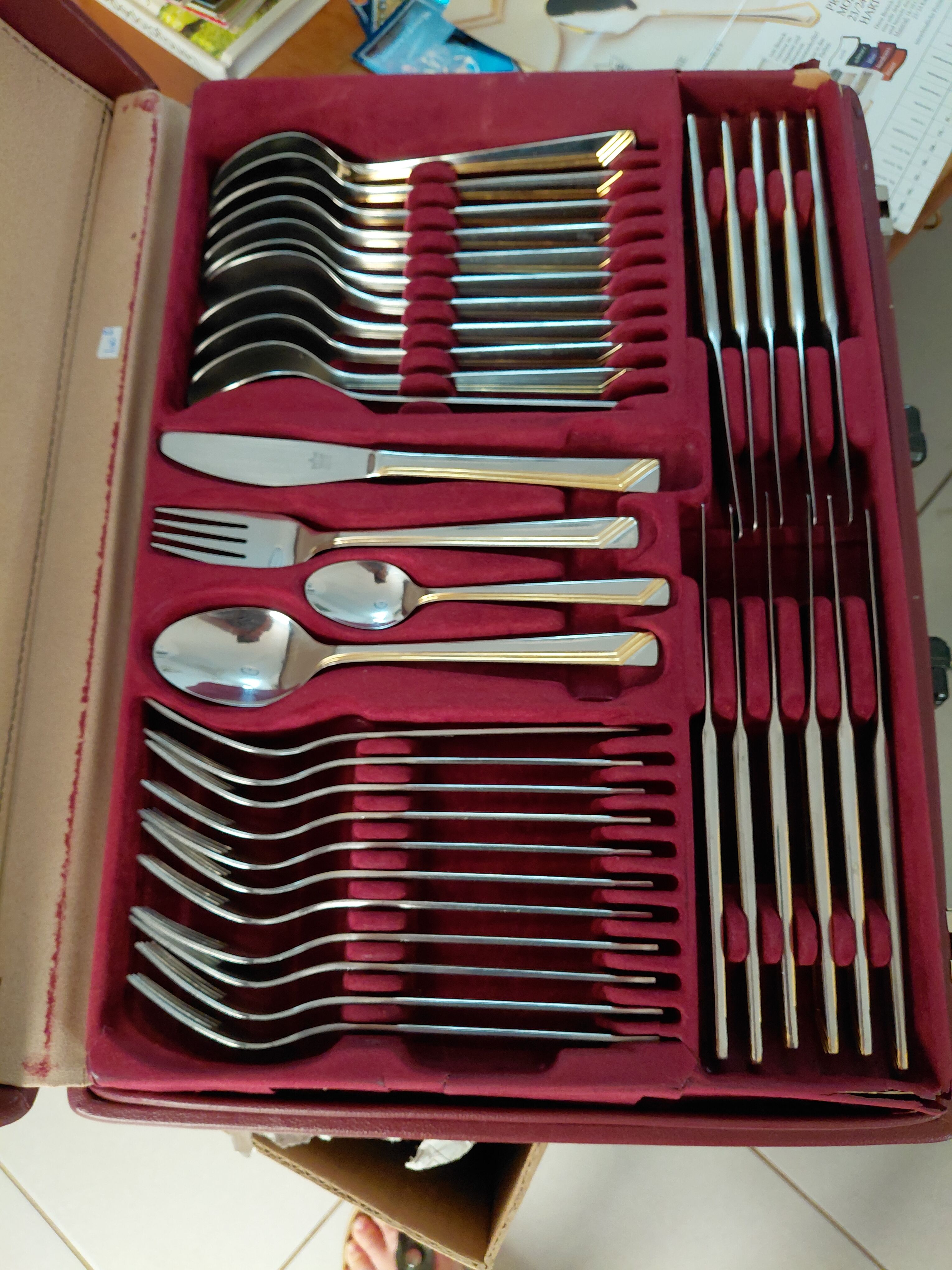 70-piece stainless steel cutlery set Solingen