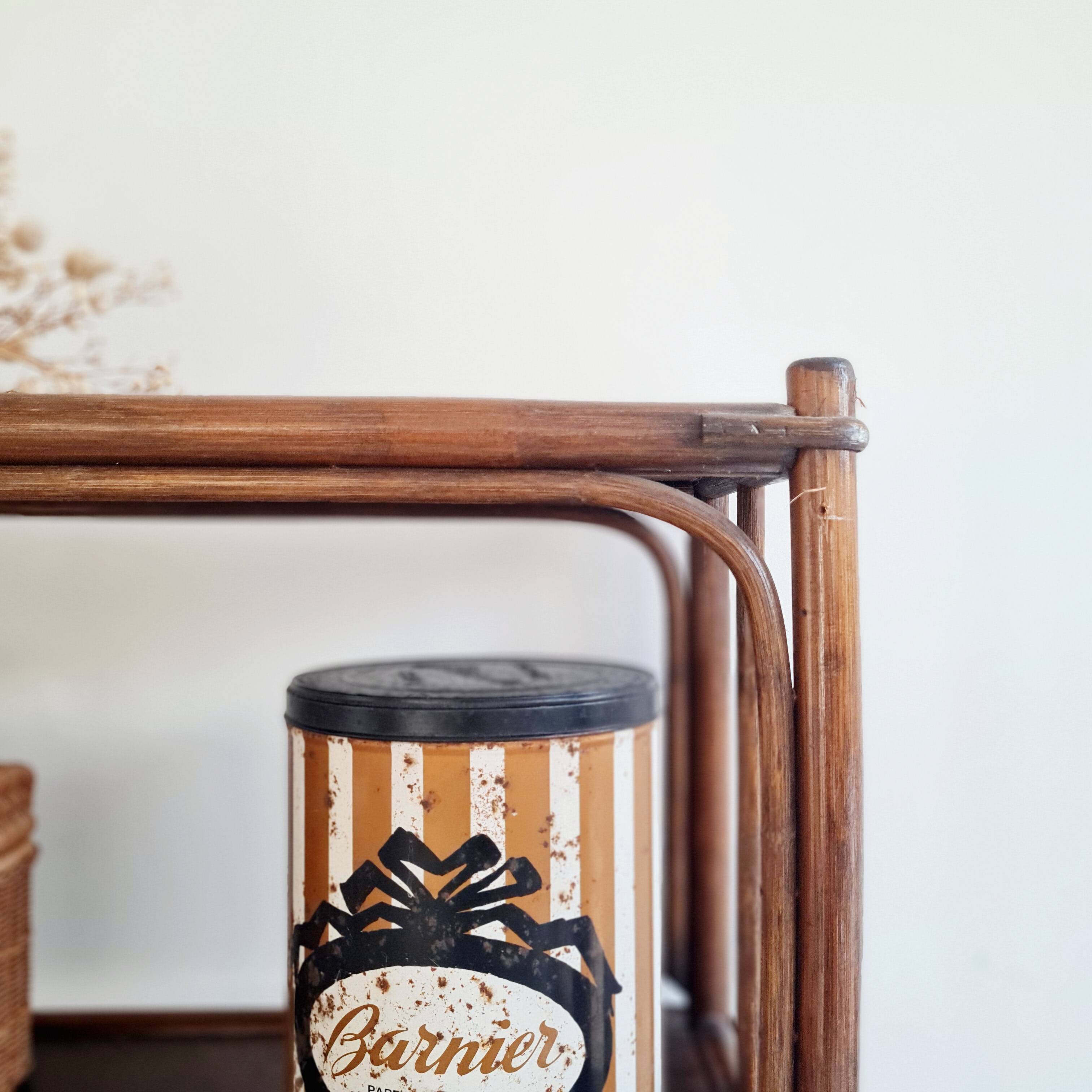 Etagère, bibliothèque en bois et rotin