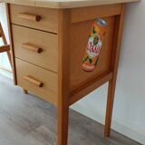 Desk 3 vintage drawers and its chair