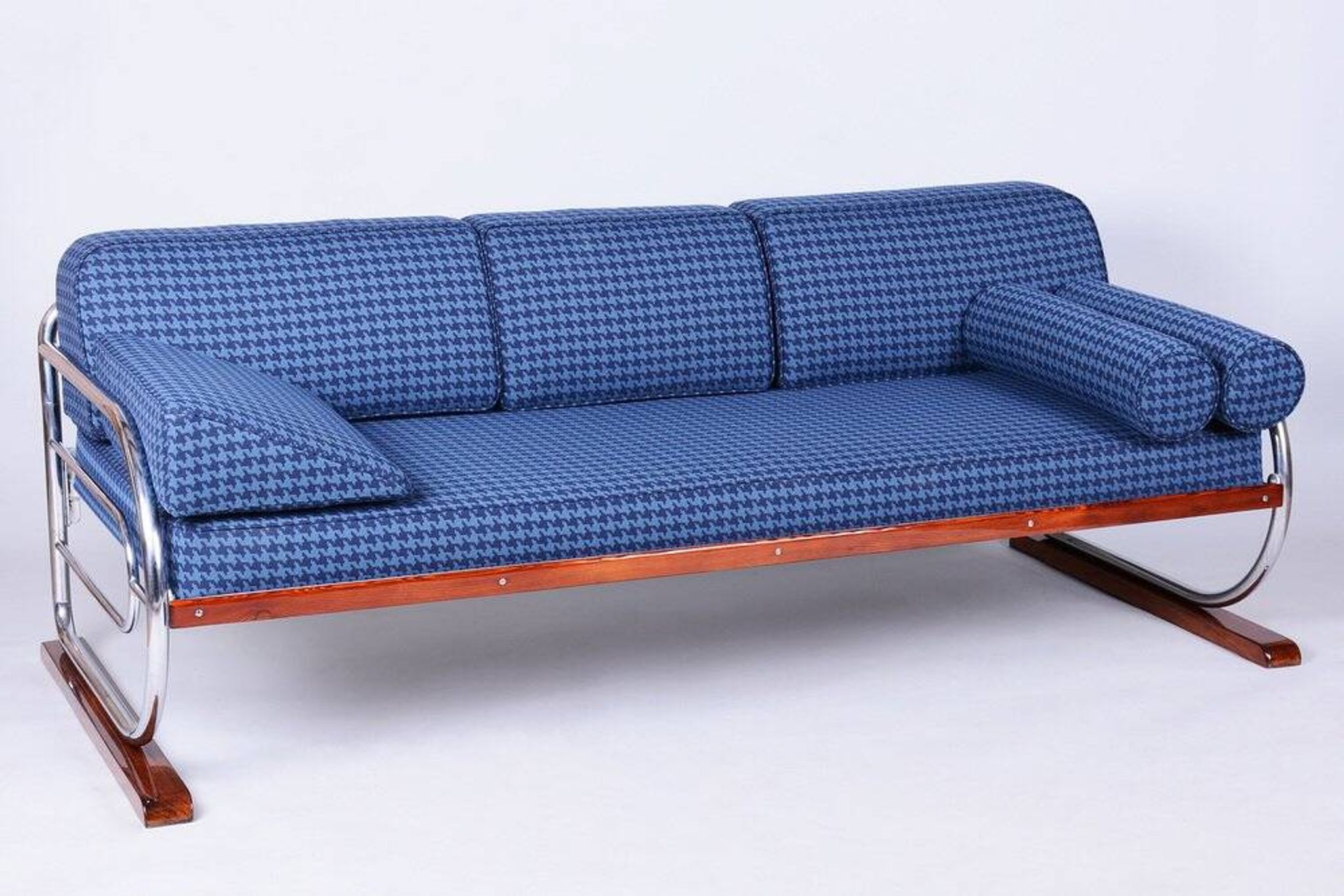 Czech Bauhaus Chrome and Beech Sofa attributed to Robert Slezak, 1930s