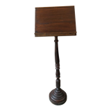Oak lectern of the late seventeenth century, double-sided
