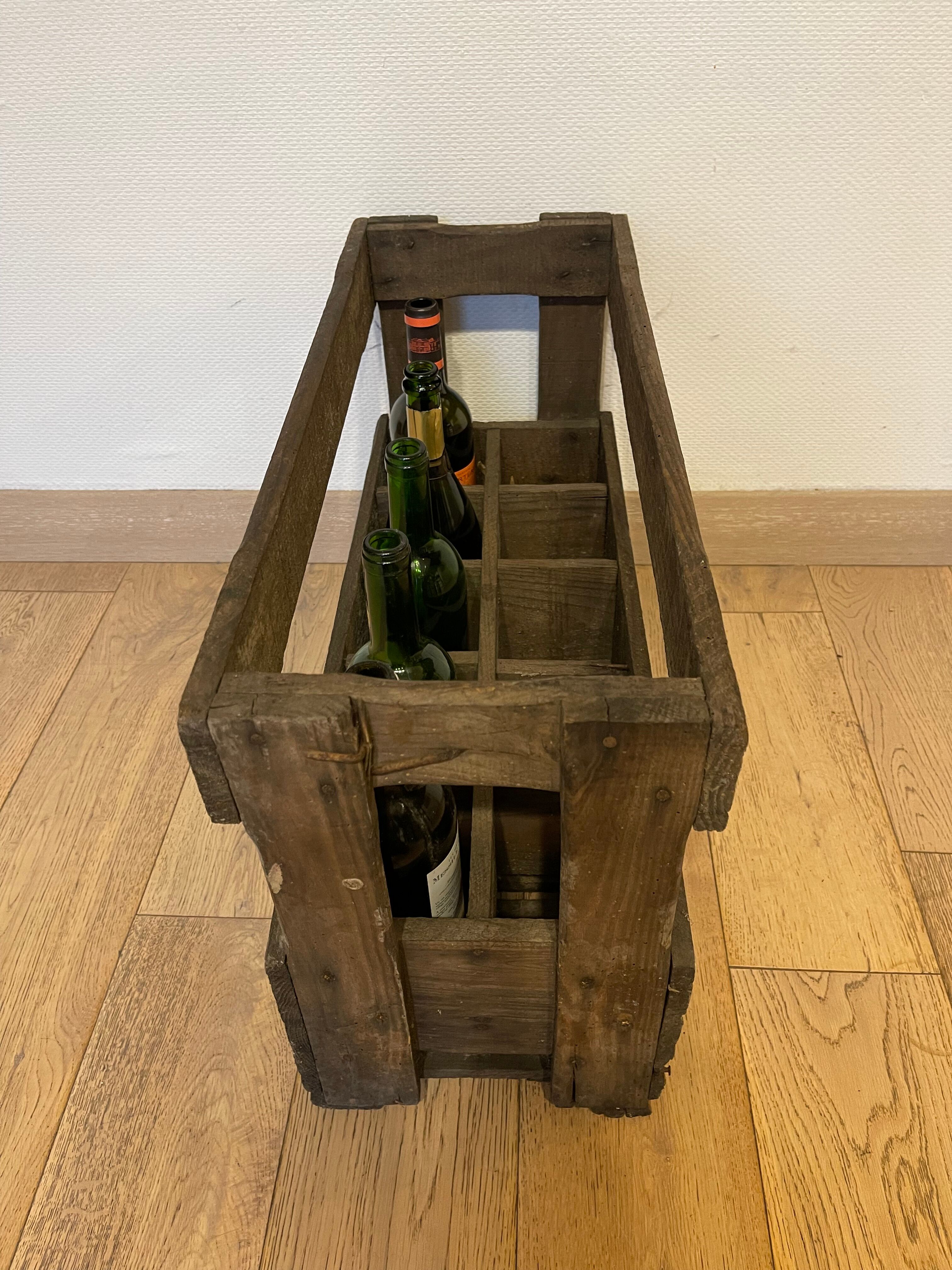 Caisse de vin en bois vintage