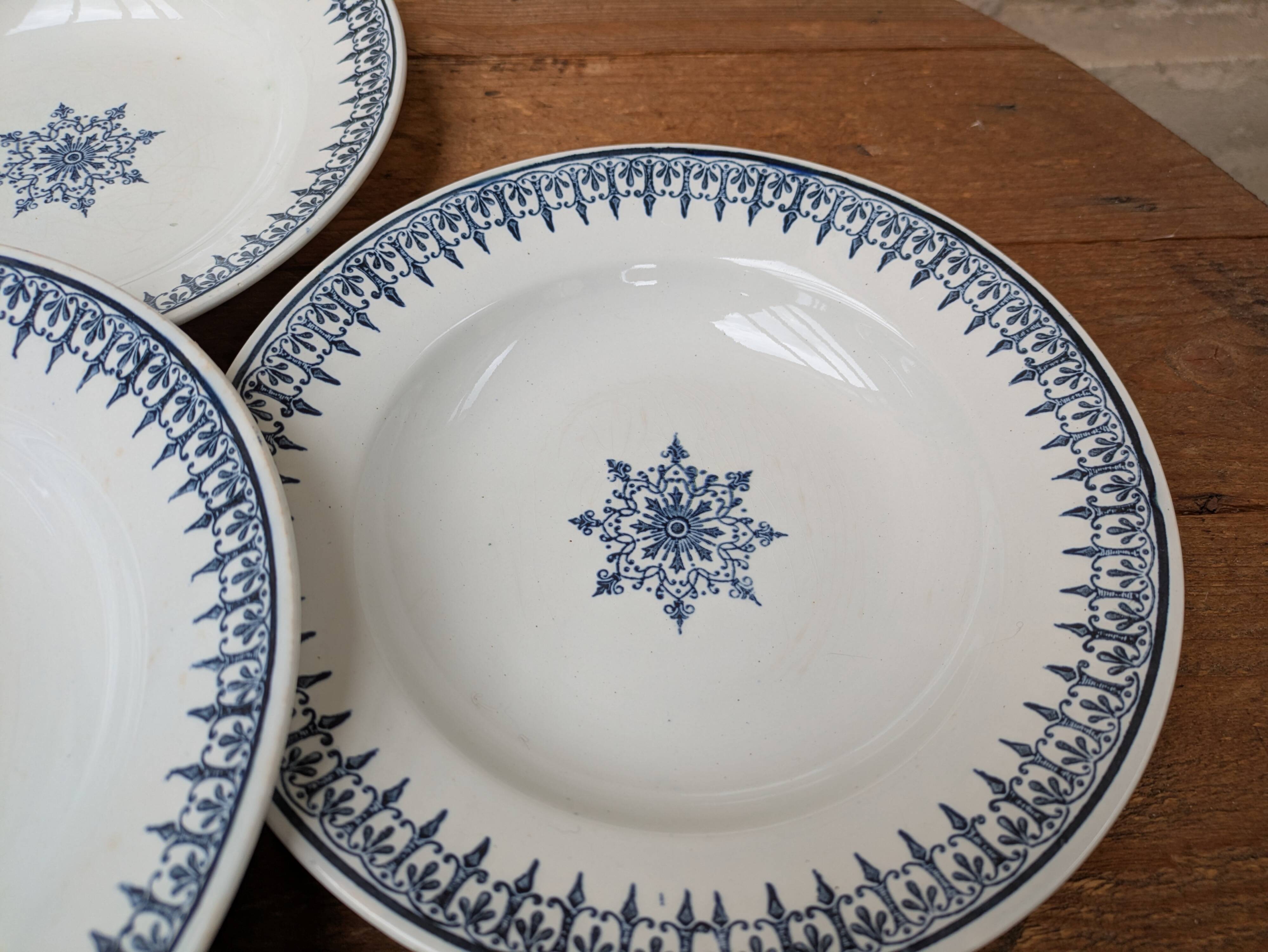 Set of 6 old ceramic soup plates, Primax saint model