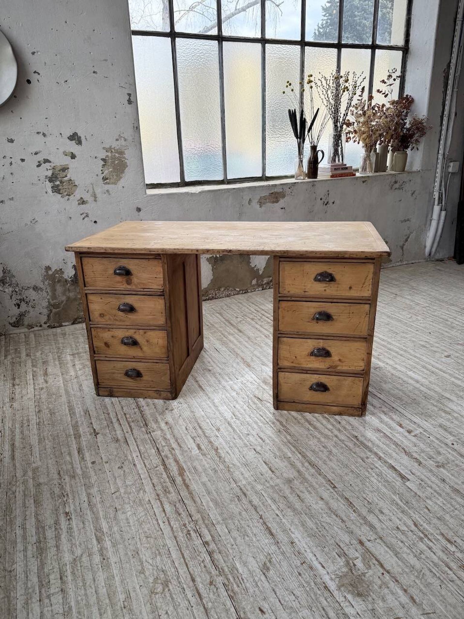 Bureau pin meuble atelier 1950