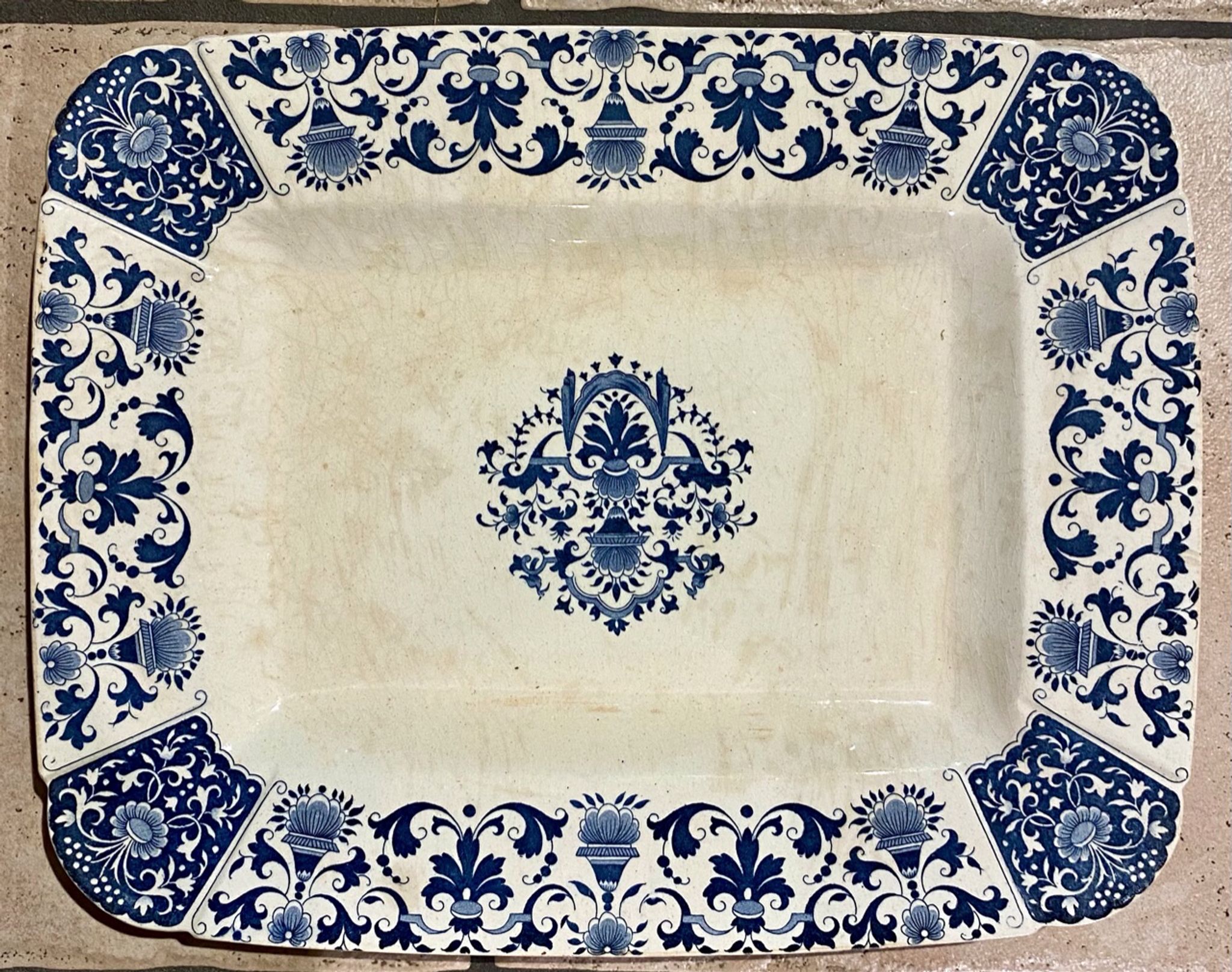 Plat rectangulaire,Manufacture de Gien, modèle Carré Bleu