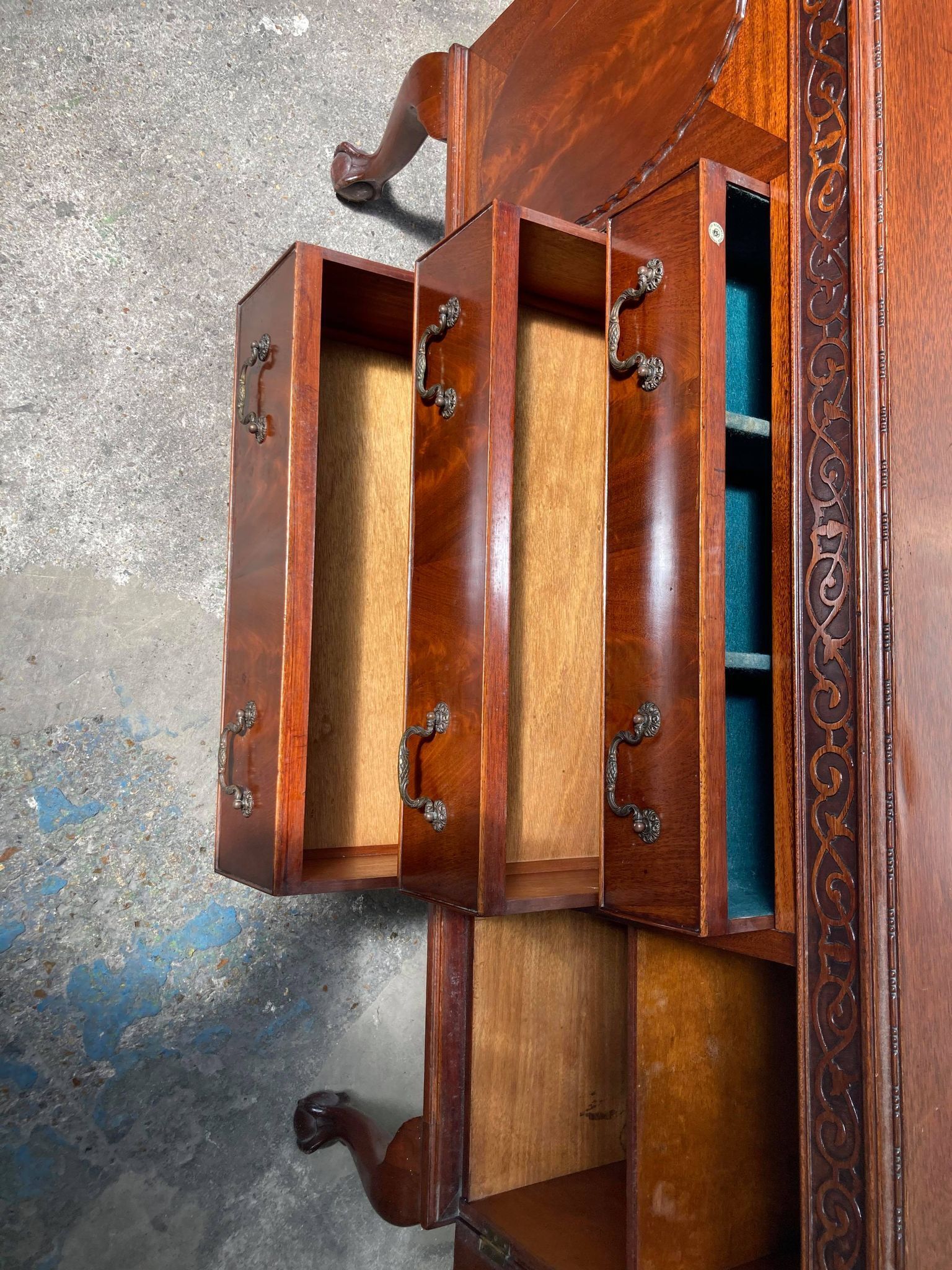 Buffet Chippendale début XXème siècle